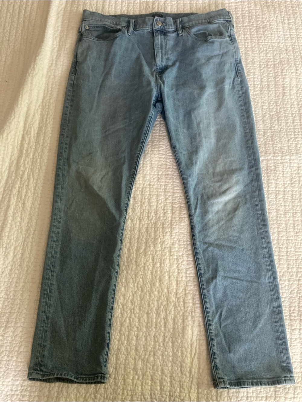 J. Crew Men's Athletic Slim Straight Jeans in Light Blue Wash